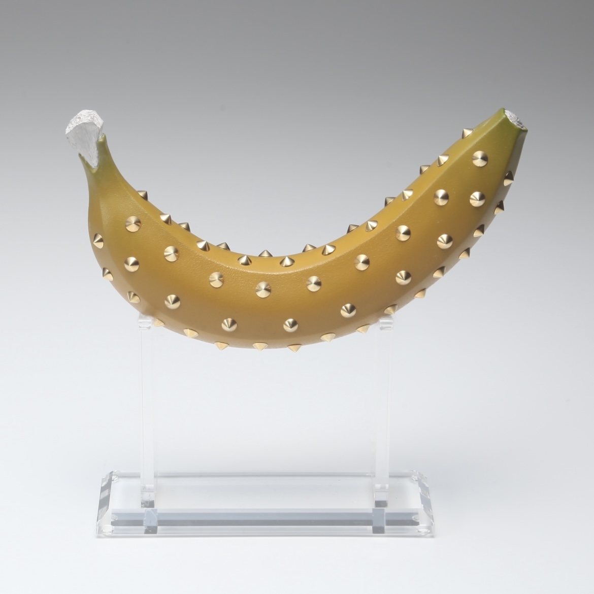 Ryoma Noda, Vanana: Toge (Throne), 2023,  20×20×5cm, lacquer, hemp, silver, pigment, acrylic